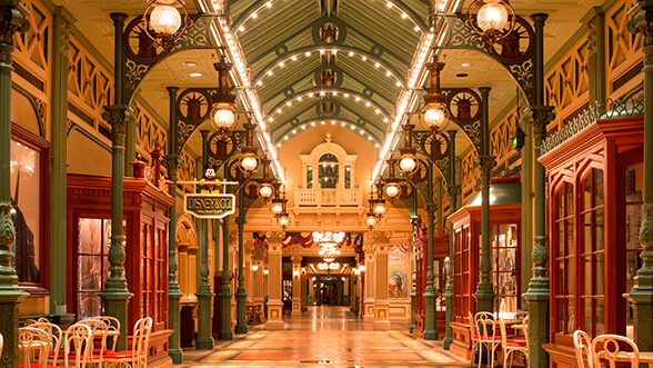 Liberty arcade, Parque Disneyland