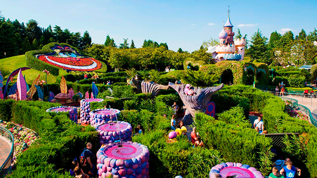 Alice's curious labyrinth, Parque Disneyland