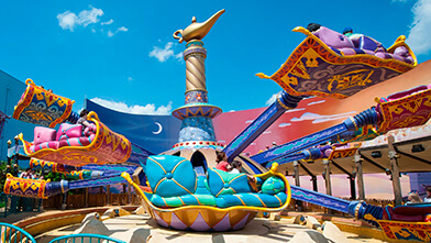 Atracción Les tapis volants - Flying carpets over Agrabah, Parque Walt Disney Studios.