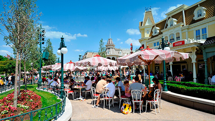 Casey's Corner: ¡Descubre este Restaurante en Main Street U.S.A.!