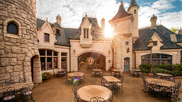 Auberge de Cendrillon: ¡Descubre este Restaurante en Disneyland Paris!